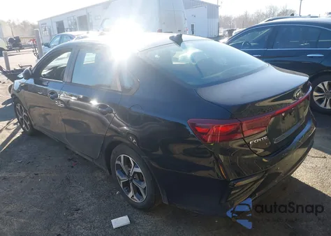 2021 Kia Forte Lxs из США, поврежденный, VIN 3KPF24AD7ME406495